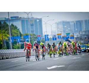 世界の自転車レースから 第46回 東京都・大井ふ頭がいつもと違う風景に - ツアー・オブ・ジャパン2013