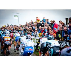 世界の自転車レースから 第64回 急坂には熱心なファンの山も - ロンド・ファン・フラーンデレン2012