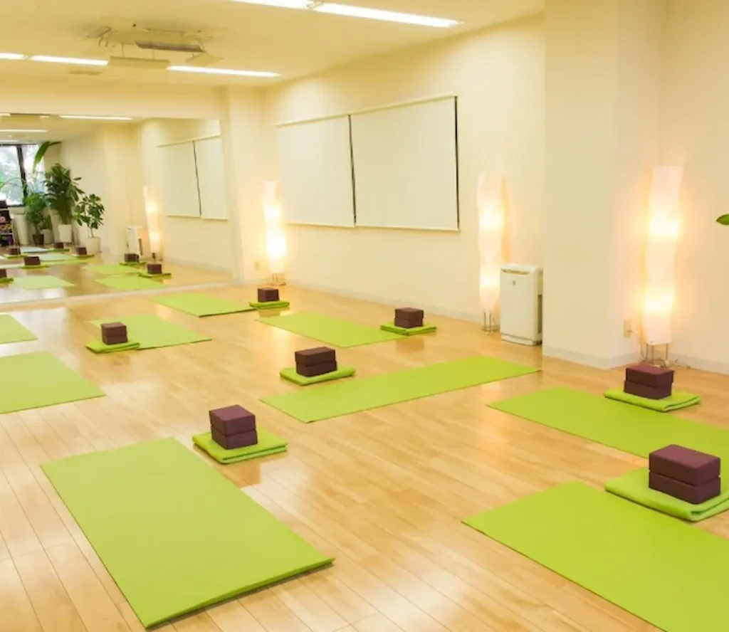 st-green-yoga-tennoji-lesson-room