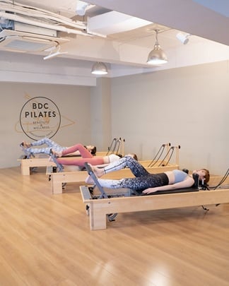 BDC PILATESのマシンピラティスをしているところ