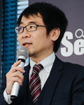 岡田 友輔 氏
