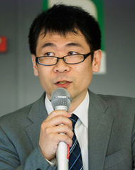 岡田 友輔氏