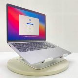 MacBookPro16,2(2020)
