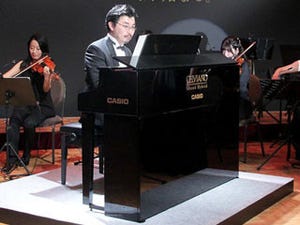 カシオの電子ピアノ「CELVIANO Grand Hybrid」の実力 - ベストドレッサー授賞式で聴衆を魅了
