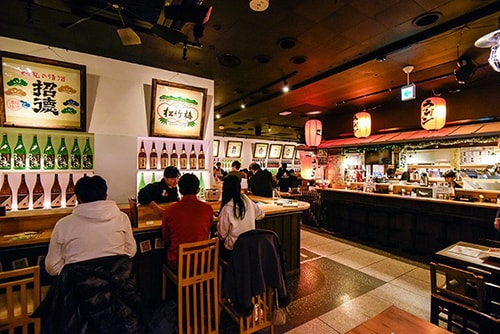 伏水酒蔵小路の内観