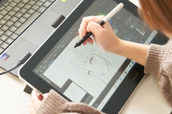 クリエイター向けpc Daiv と最新液晶ペンタブレット Wacom One がコラボ 人気イラストレーター 初心者による徹底レビュー マイナビニュース