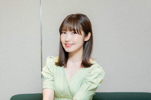 内田彩