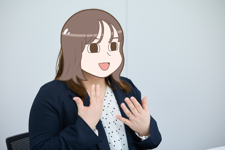 インタビューを受ける横田さん