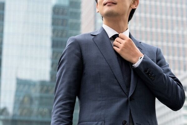 ③
