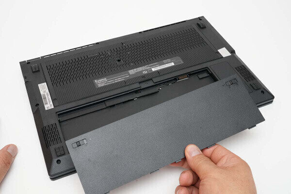 バッテリーが着脱できるノートPC!? 外出先でも出張でも安心の「iiyama PC SOLUTION-15FH129-i5-UHPX」ならビジネスが止まらない