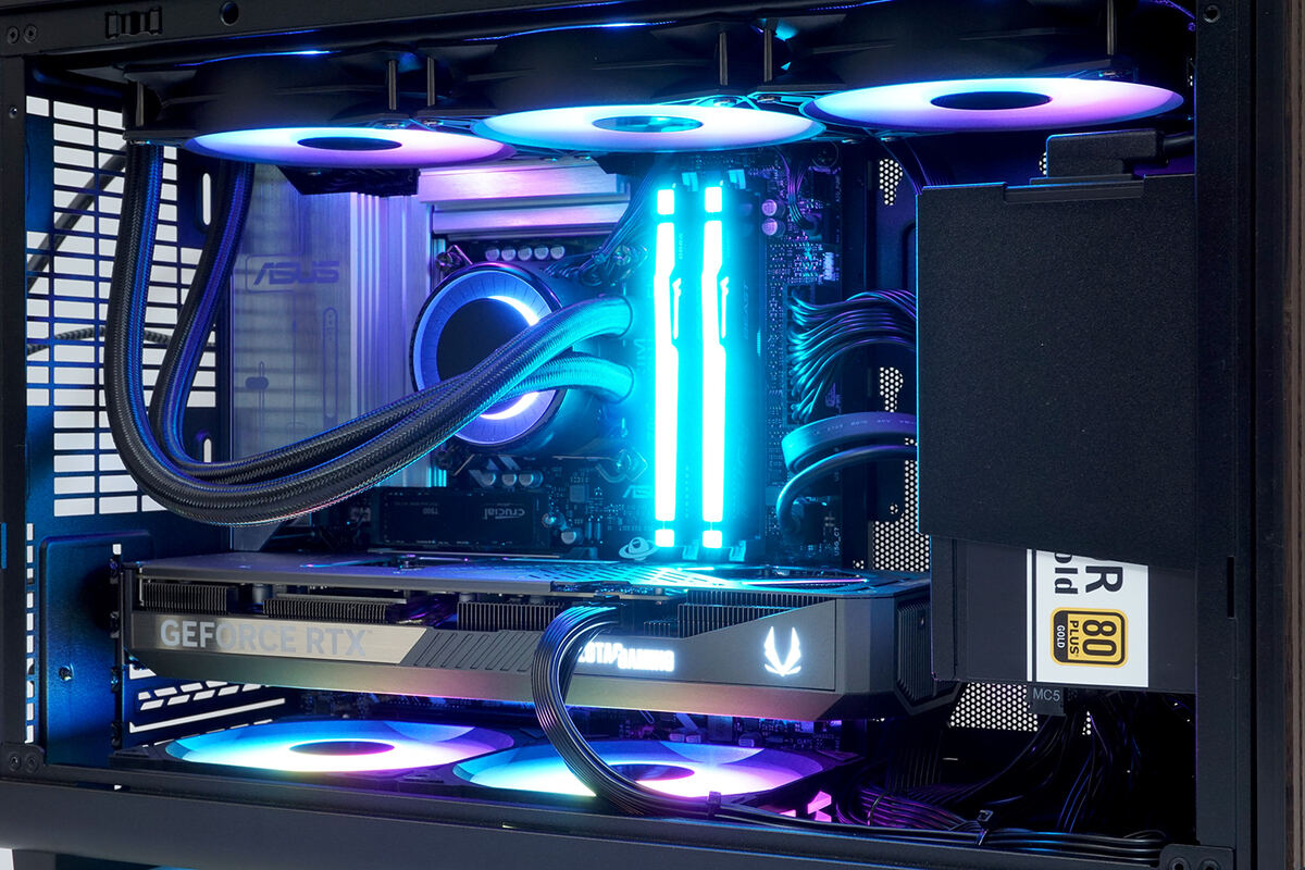 コンパクトで性能抜群! インテリアにも馴染むオシャレなケースを採用したアークのゲーミングPC「arkhive Gaming Custom GC-I7G57M AG-IA20Z89MGB7I-LA3」をレビュー 