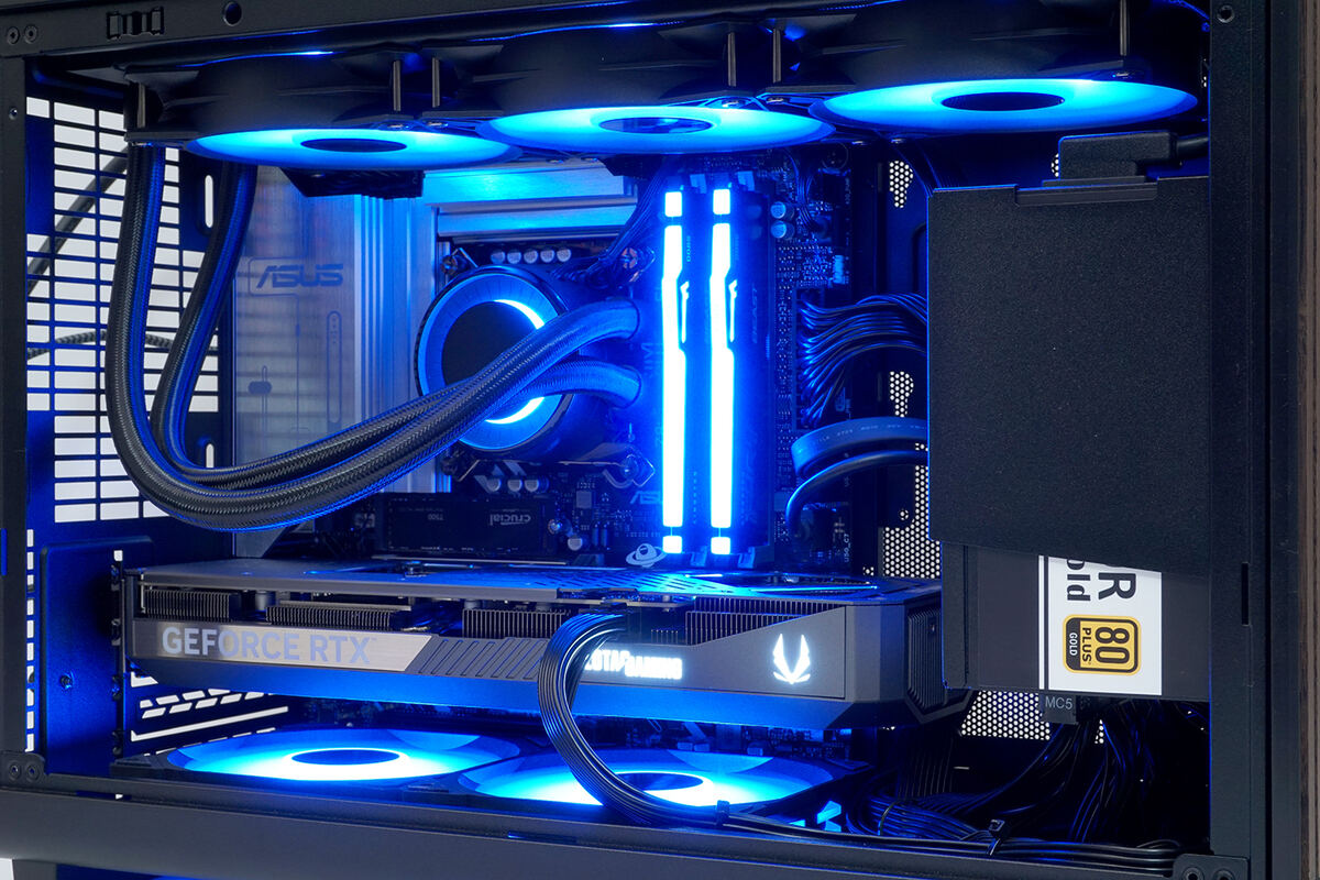 コンパクトで性能抜群! インテリアにも馴染むオシャレなケースを採用したアークのゲーミングPC「arkhive Gaming Custom GC-I7G57M AG-IA20Z89MGB7I-LA3」をレビュー 