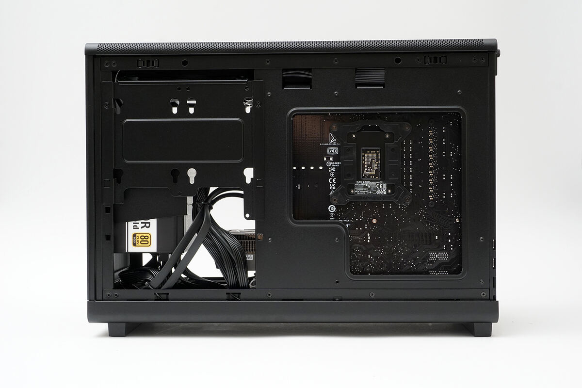 コンパクトで性能抜群! インテリアにも馴染むオシャレなケースを採用したアークのゲーミングPC「arkhive Gaming Custom GC-I7G57M AG-IA20Z89MGB7I-LA3」をレビュー 
