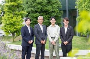 “次の10年”に向けて「技術開発で挑む、超える」 - 共同印刷社長×若手社員が語る、印刷技術を起点にした”ものづくりスピリット”とは