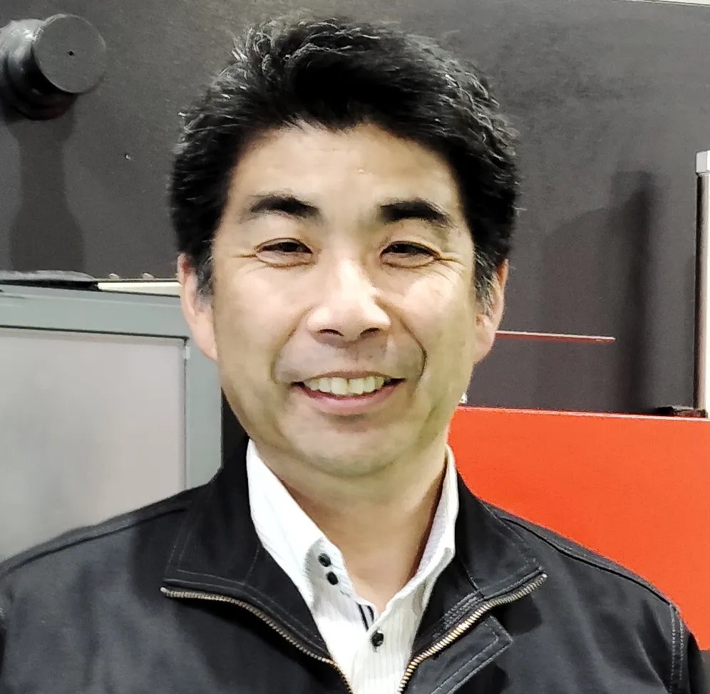 渡邊副学院長（機械システム科指導員兼務）