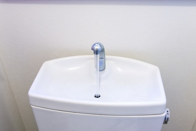 トイレの水が止まらない場合の修理費用相場