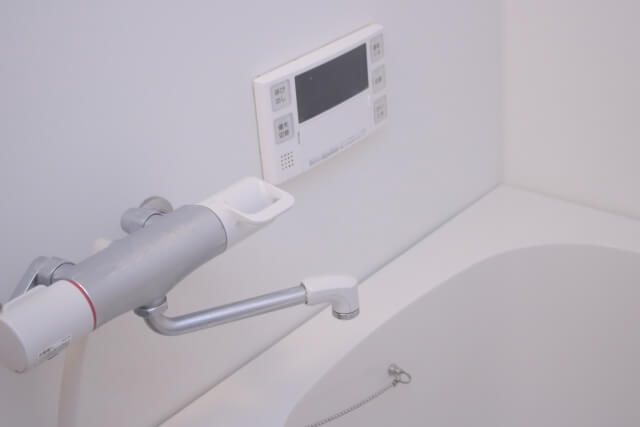 浴室の蛇口からの水漏れ対処法は？DIY修理方法や業者の選び方を紹介