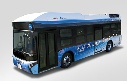 トヨタ自動車と日野自動車は8日、新しい燃料電池システム「トヨタフューエルセルシステム(TFCS)」を搭載した燃料電池バス(FCバス)を開発し、9日から豊田市内を走る路線バス「とよたおいでんバス」の営業運行向けに提供すると発表した。