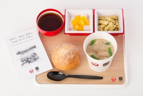 直近の航空業界トピックスを「ななめ読み」した上で、筆者の感覚にひっかかったものを「深読み」しようという企画。今回は、ANAのミャンマー合弁事業、Airbnb・ANA・Peachのパートナーシップ締結について取り上げたい。