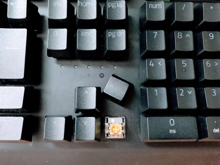 surfaceのキーボードが反応しない！原因と対処法を解説 | パソコン 