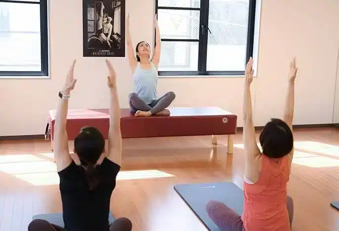 zen place pilatesのピラティスレッスンの風景