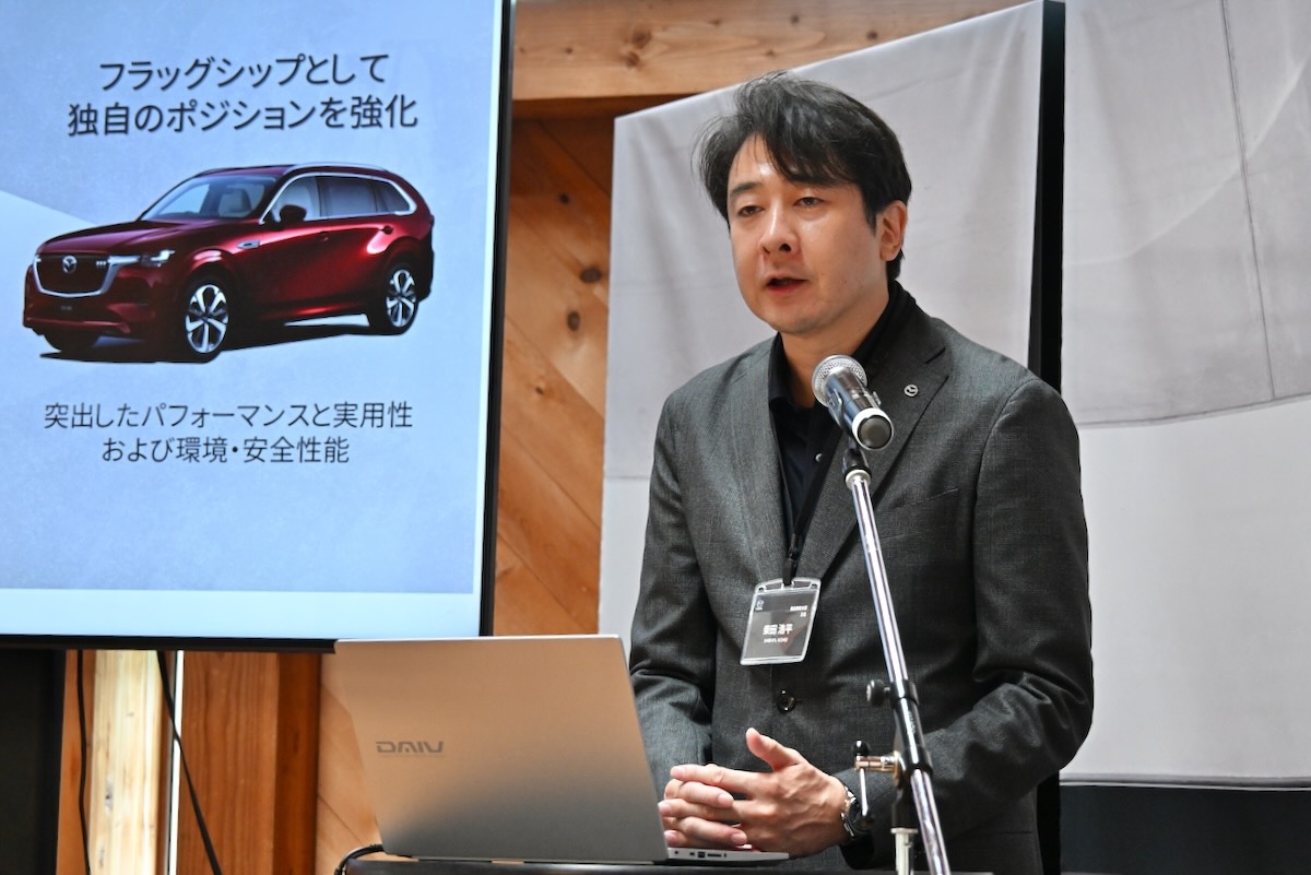 マツダ「CX-80」