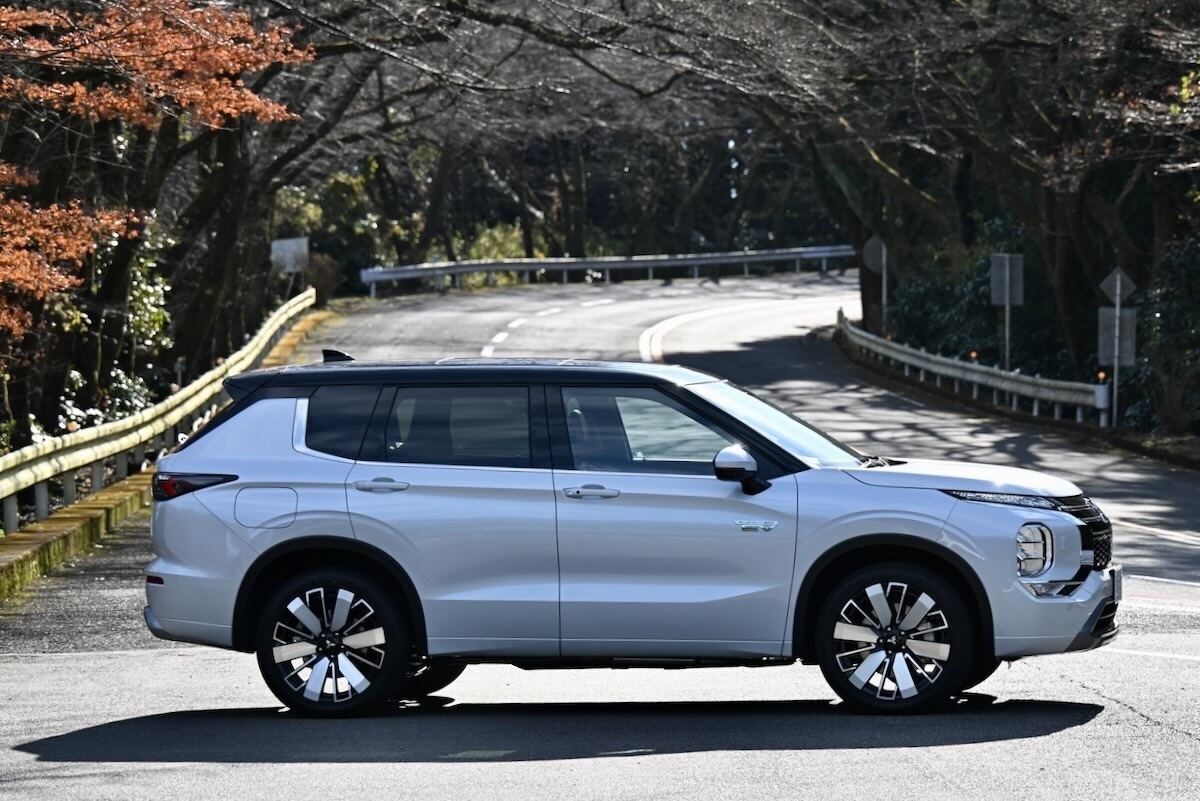 三菱自動車「アウトランダーPHEV」改良モデル