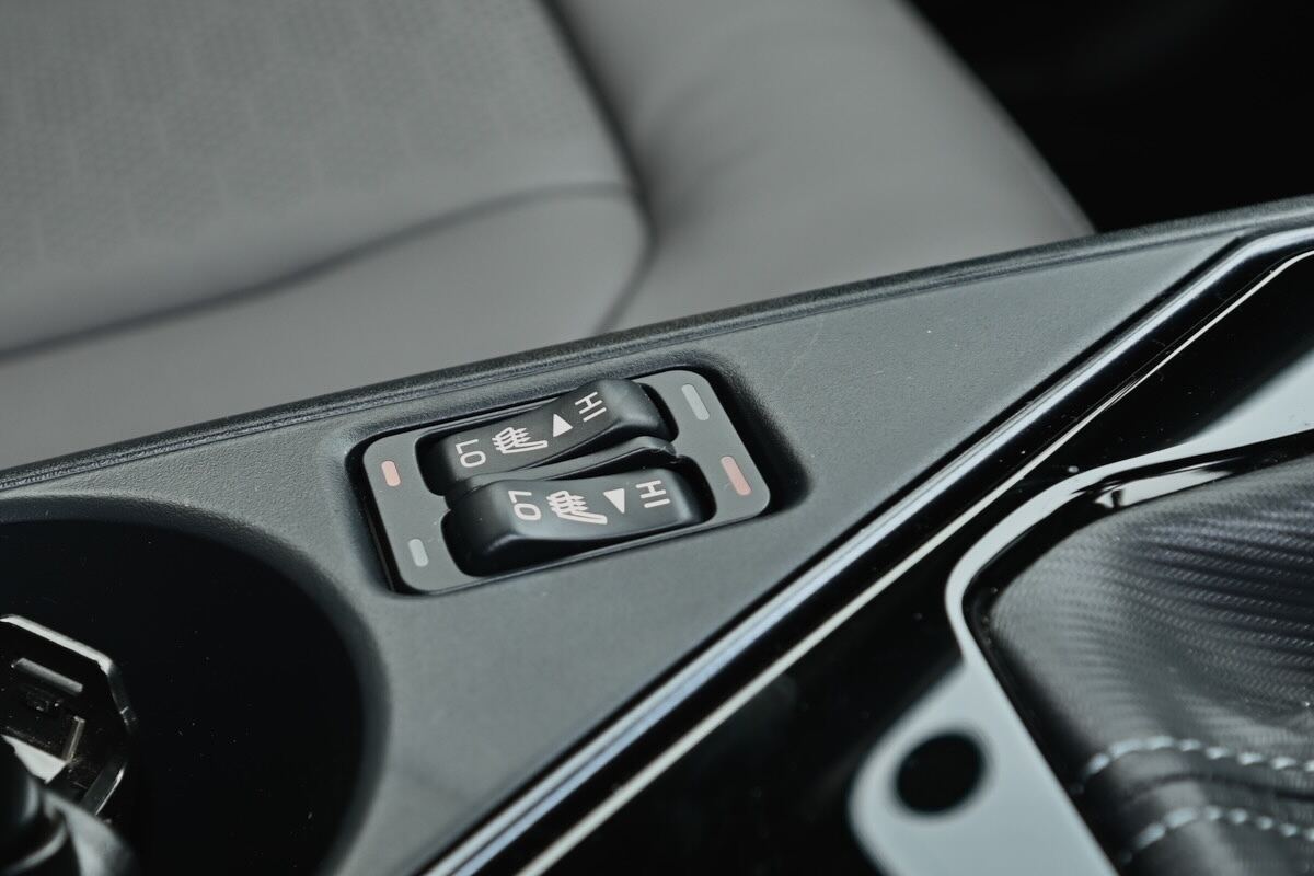 スバル「クロストレック」のストロングハイブリッド車