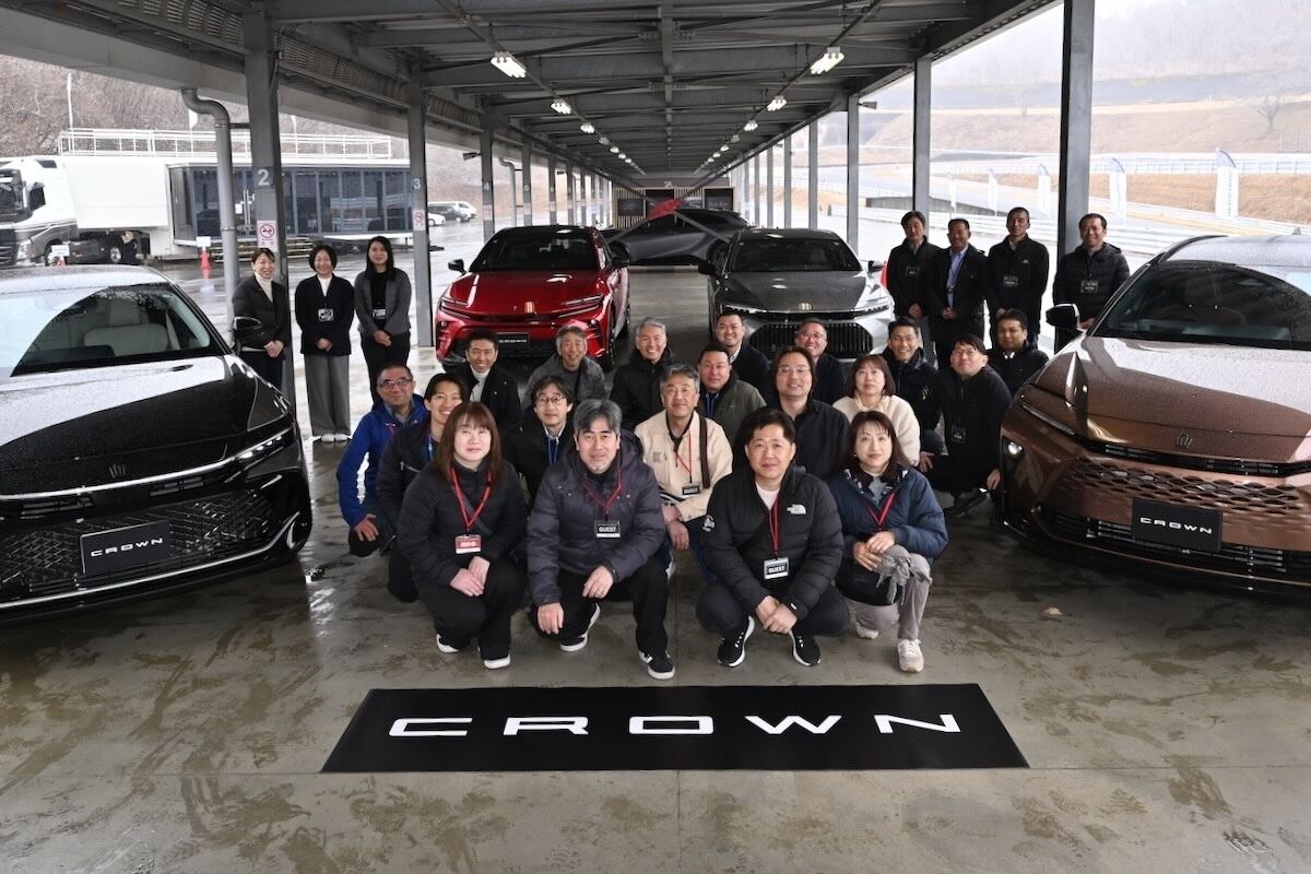 トヨタ「クラウン」4車種試乗会の様子