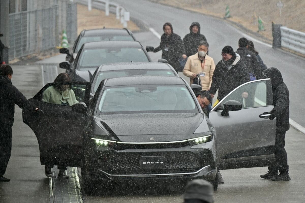 トヨタ「クラウン」4車種試乗会の様子