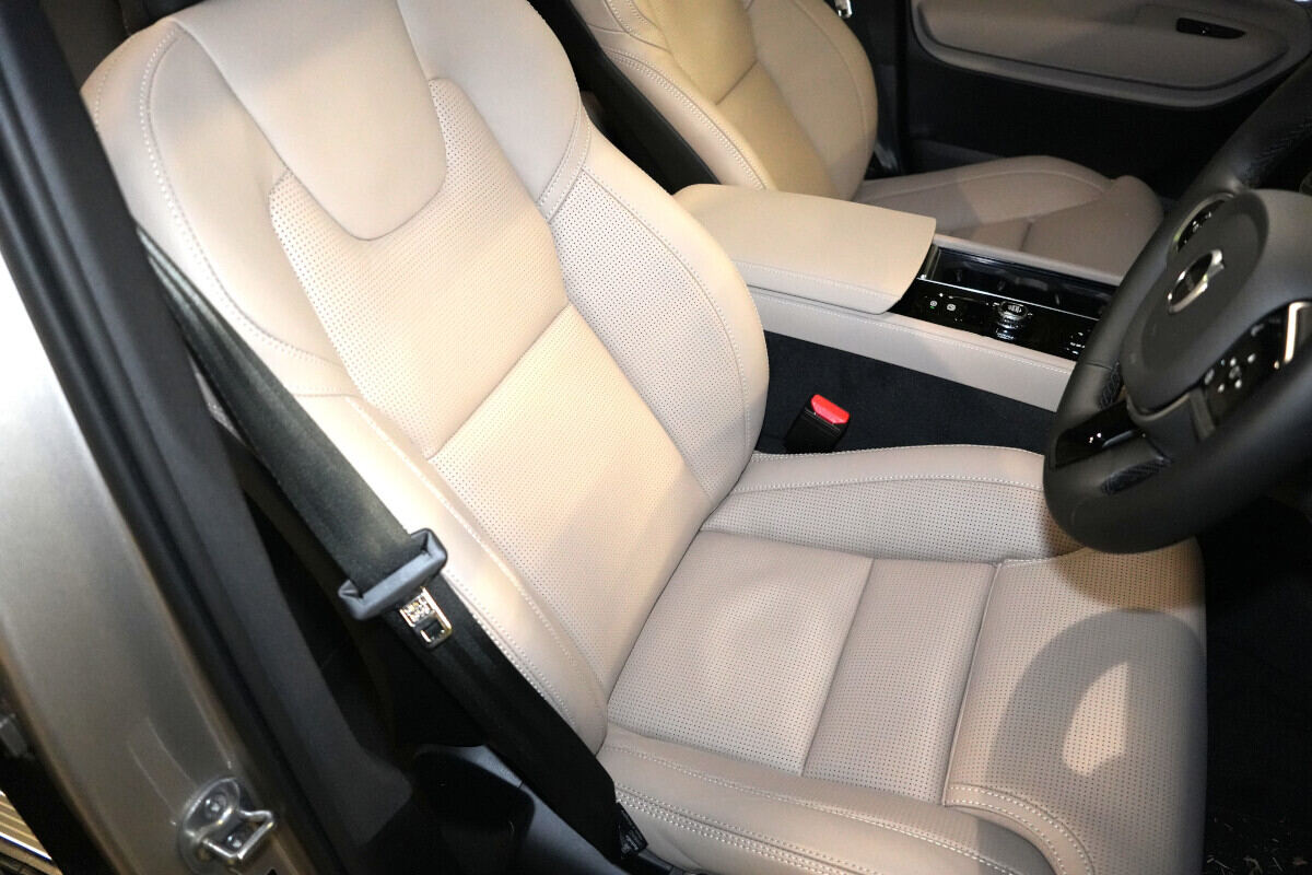 ボルボ「XC90 Ultra T8 AWD Plug-in hybrid」