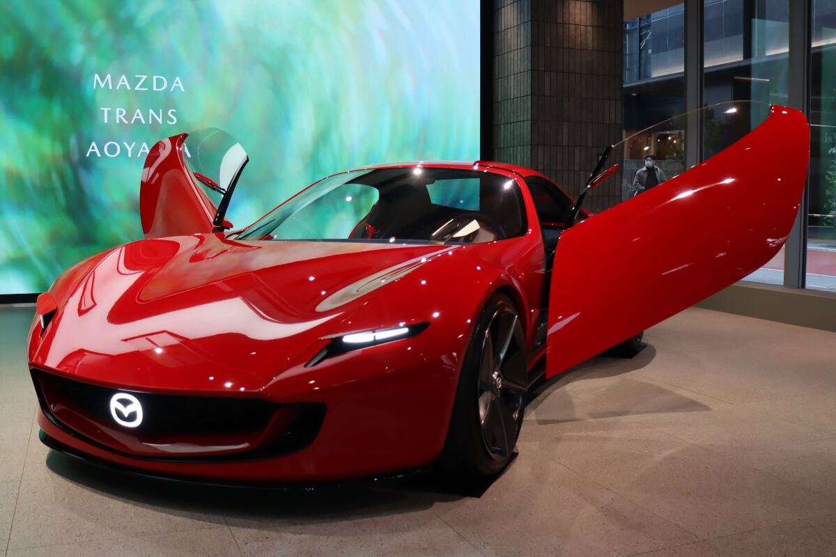 マツダのコンセプトモデル「MAZDA ICONIC SP」