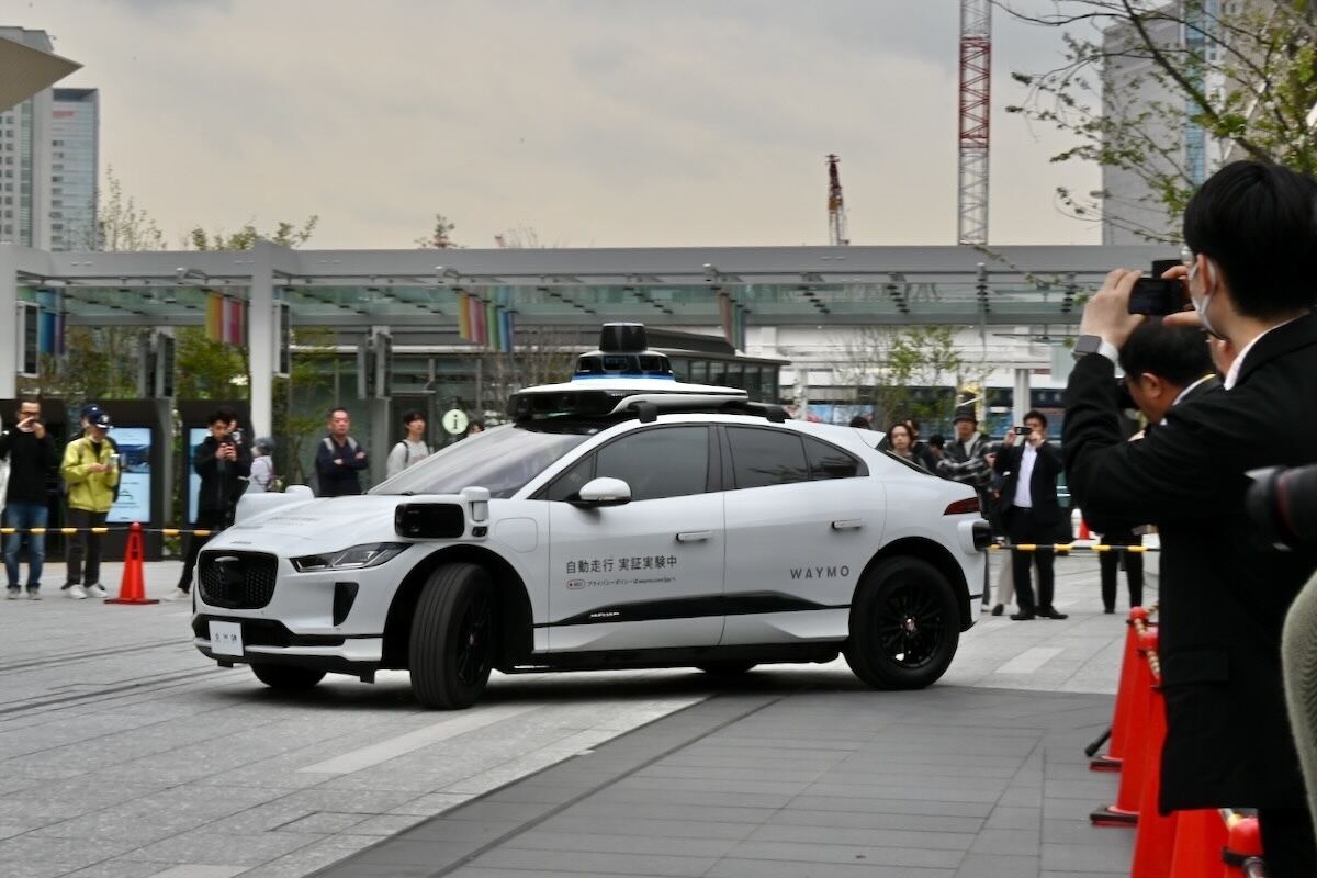 ウェイモ(Waymo)車両の日本公開イベント