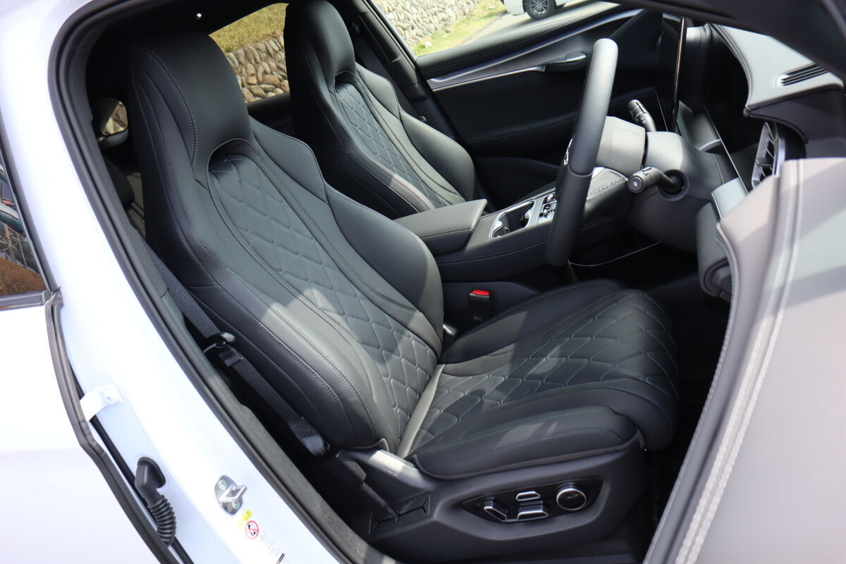 BYD「シーライオン7」
