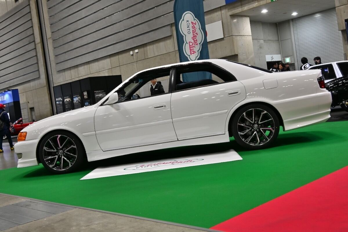 トヨタの100系「チェイサー ツアラーV」