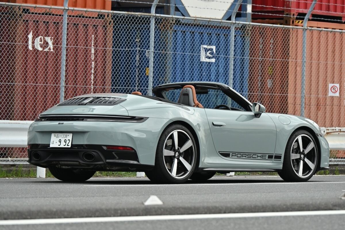 ポルシェ「911カレラ カブリオレ」