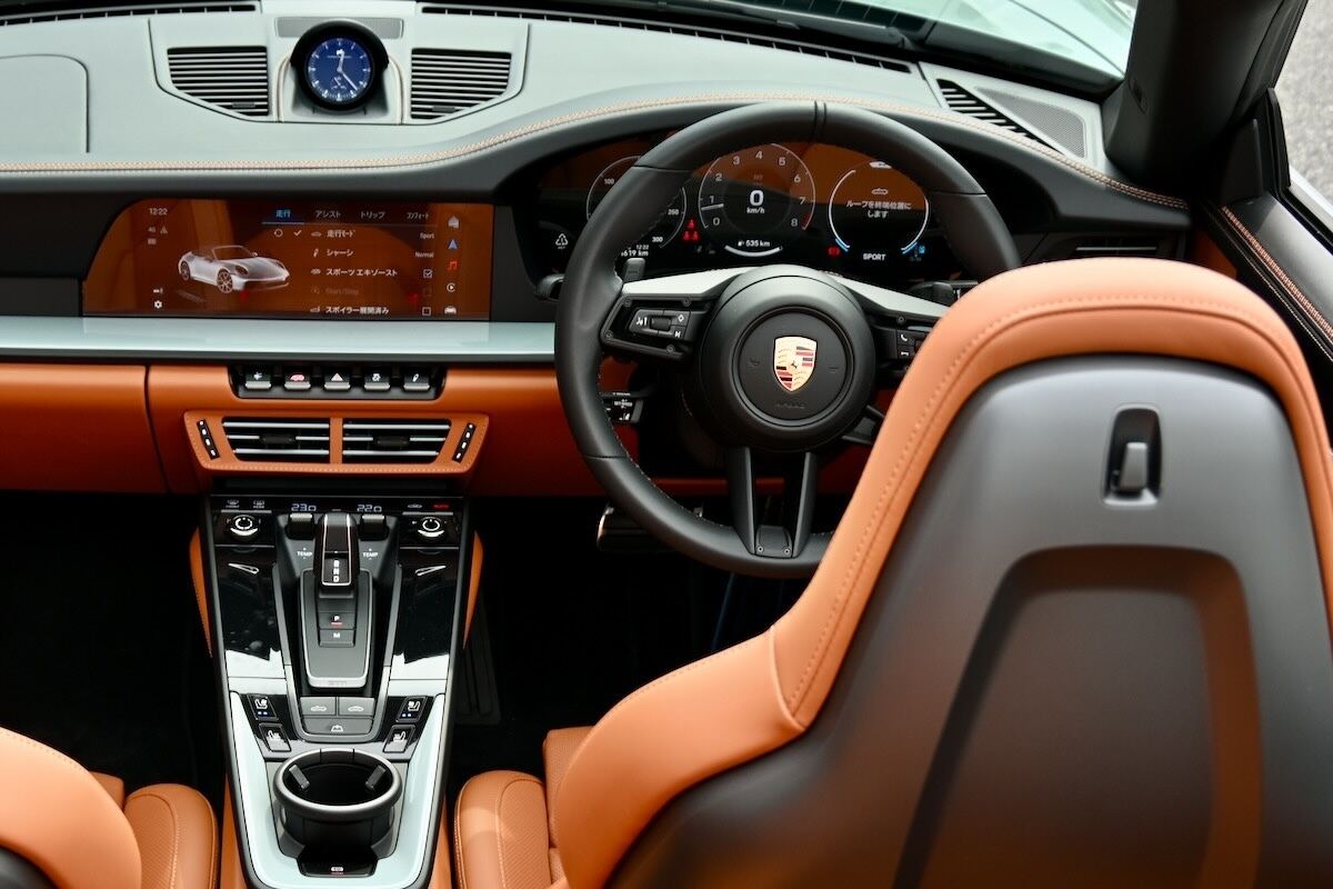 ポルシェ「911カレラ カブリオレ」