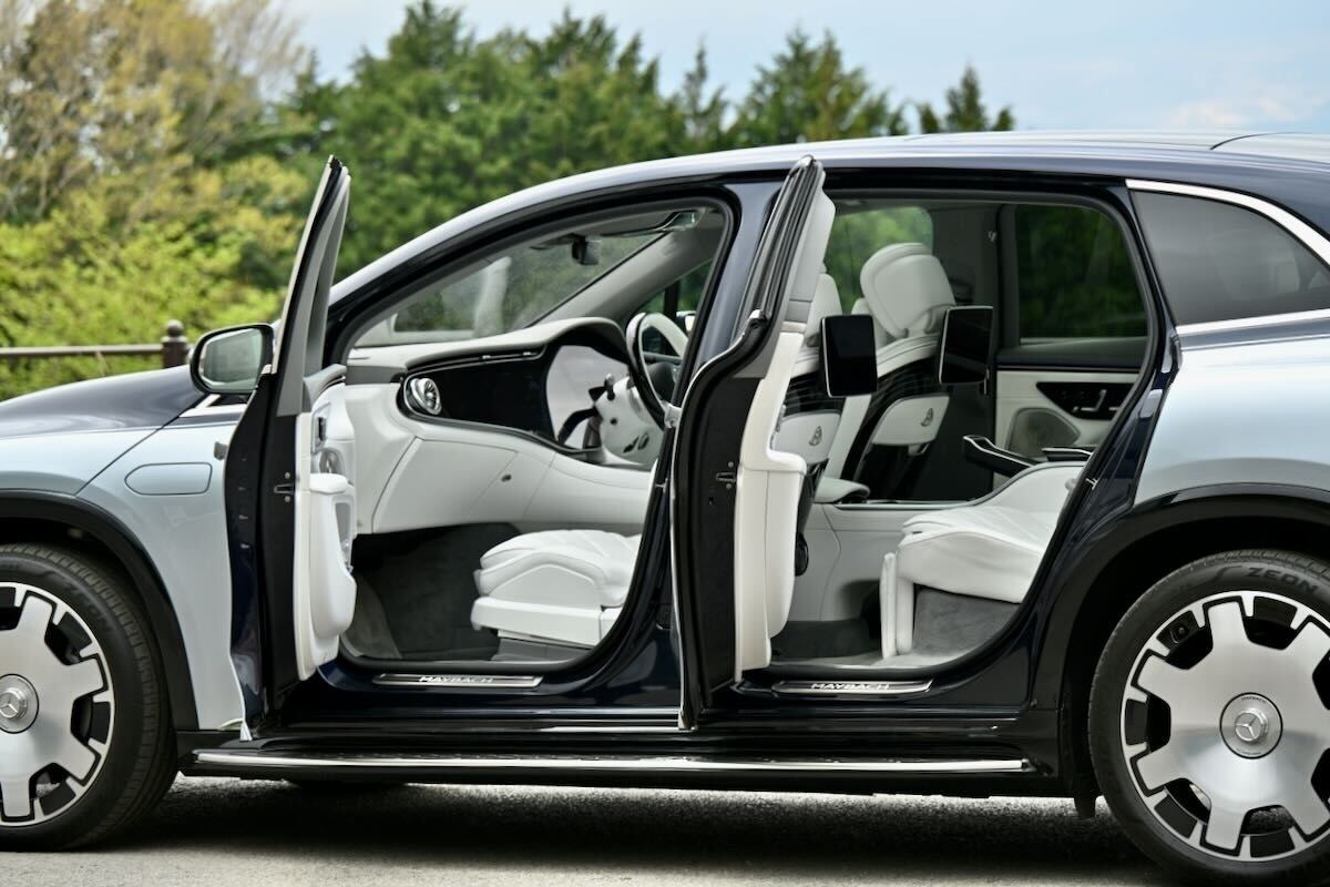 メルセデス・マイバッハ EQS 680 SUV