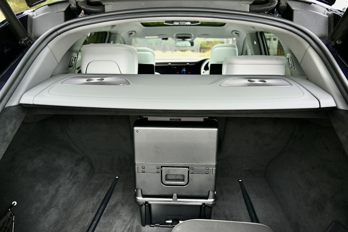 メルセデス・マイバッハ EQS 680 SUV