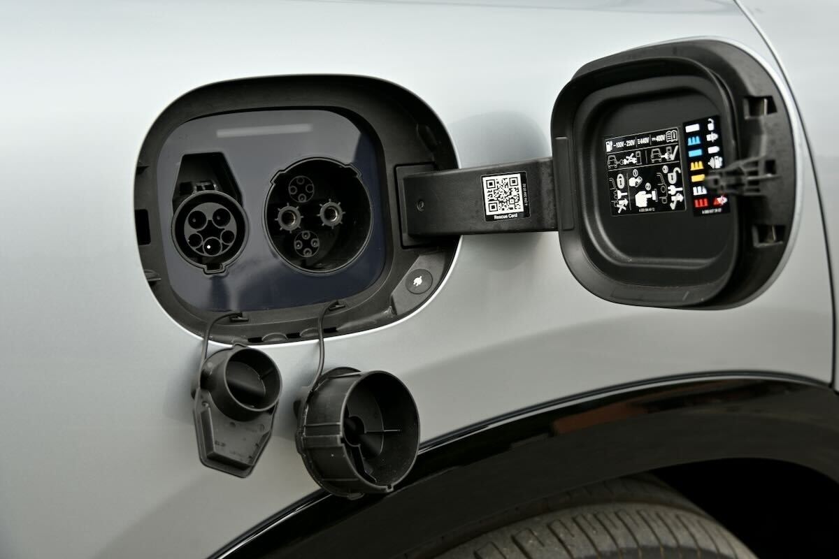 メルセデス・マイバッハ EQS 680 SUV