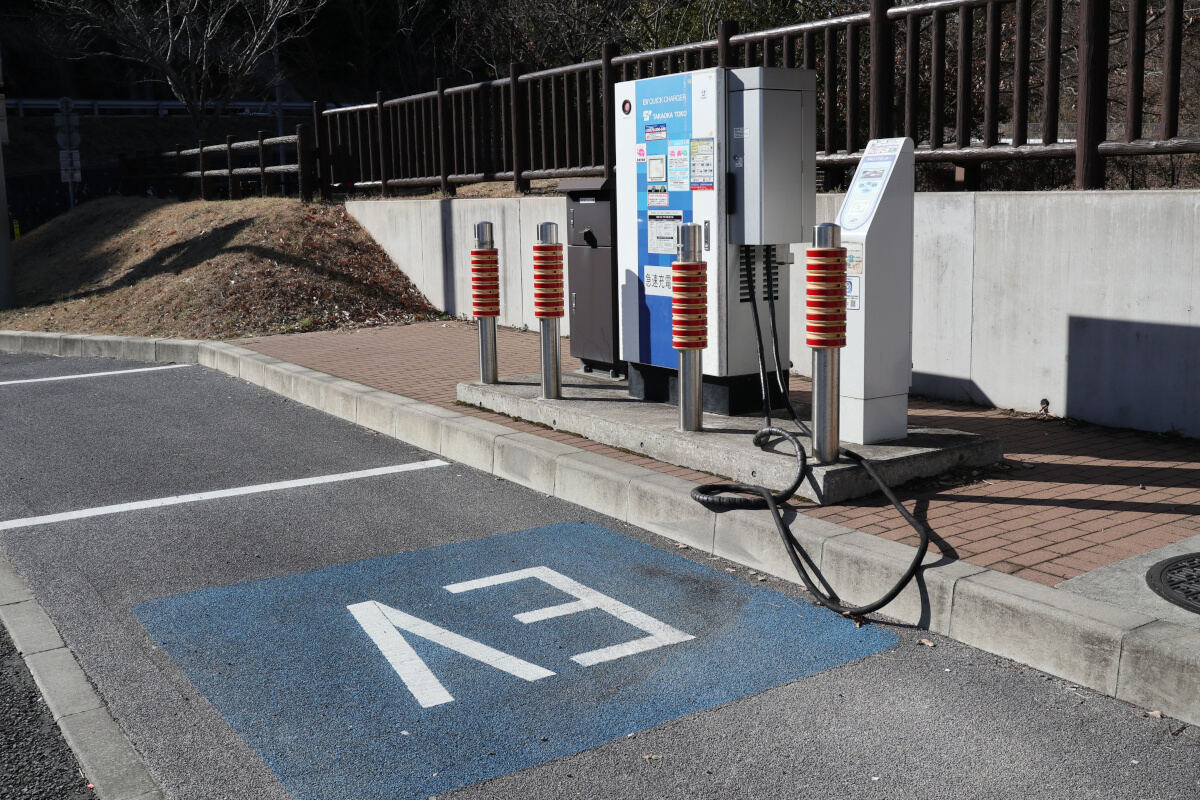電気自動車の充電設備
