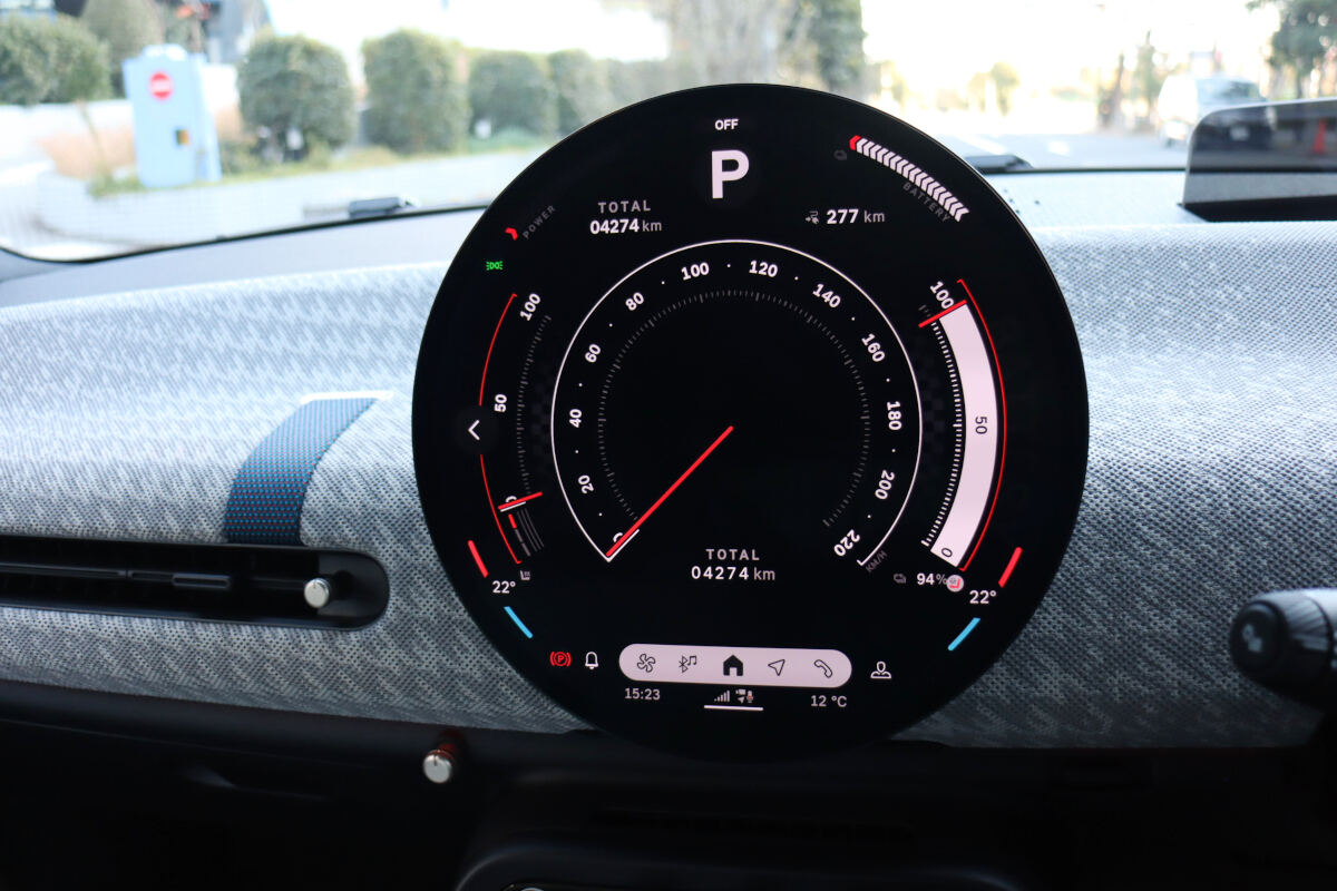 ミニ「ミニクーパー3ドア」の電気自動車