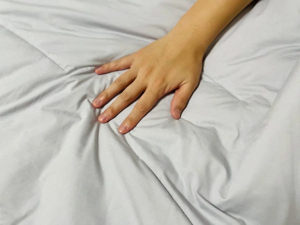 BAKUNE Comforter Coolの肌触り