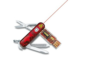 アーミーナイフのVictorinox、"最も安全"なUSBスティックを欧州で発表