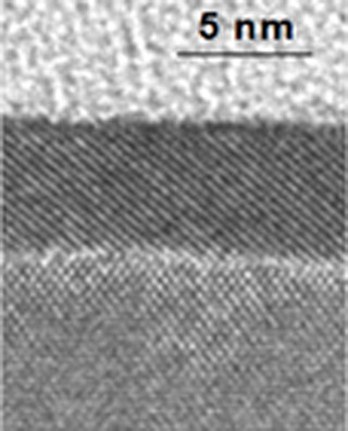 IEDM 2010 - 産総研、0.5nmの高誘電率ゲート絶縁膜を開発