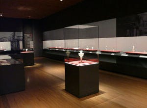サントリー美術館、開館50周年でヴェネチアングラスを特別展示 - HPが協力