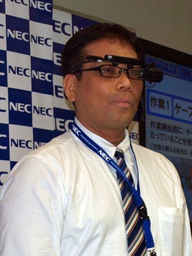 NECがウェアラブルコンピュータの新製品を発表、デモも披露