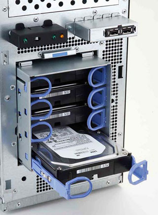 安価で使いやすい! 中小企業に最適なストレージ「IBM System x3100 M4 xNASモデル」