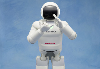 3代目ASIMOのデモも! - ウェルカムプラザ青山で「Honda Robotics展」開催