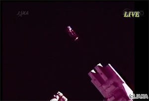 ISSの日本実験棟「きぼう」から超小型衛星5機を放出に成功